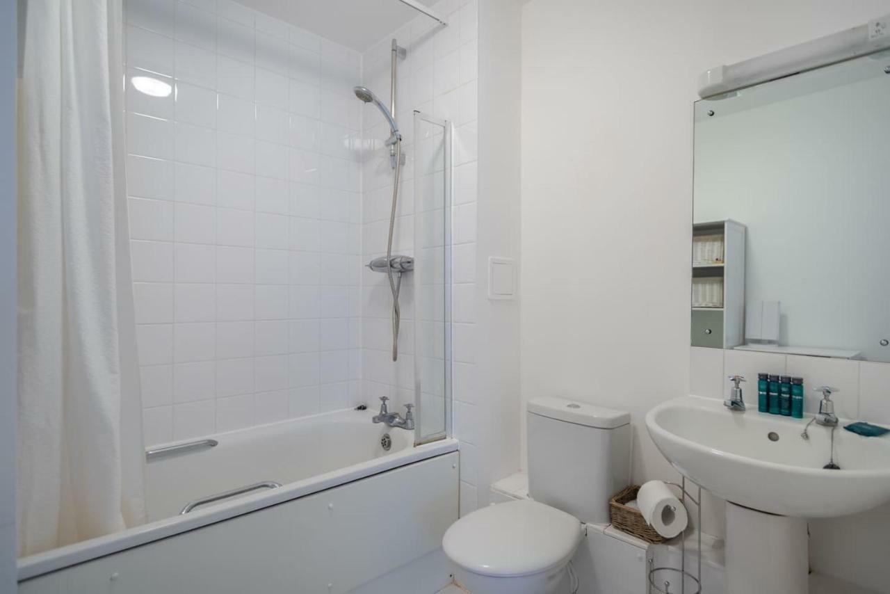 Guestready - Spacious 1 Bed For 4 Victoriapimlico London Luaran gambar